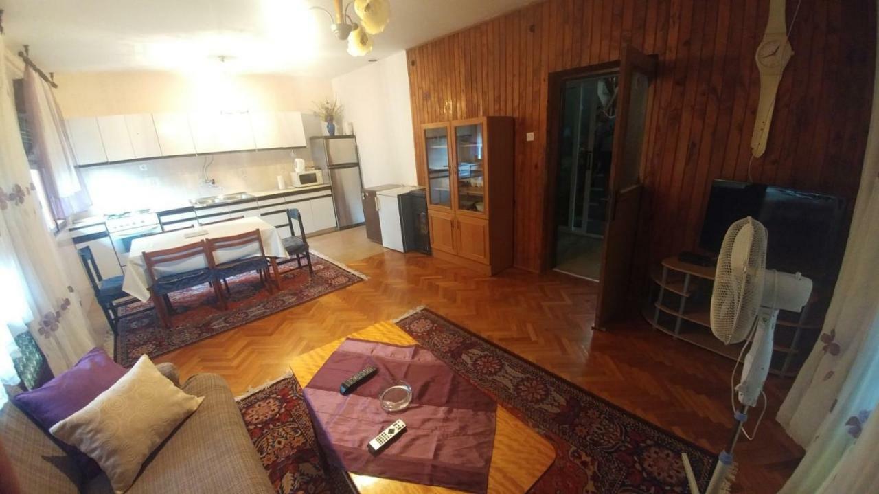 Family Apartment Near Beach Biograd Na Moru Esterno foto